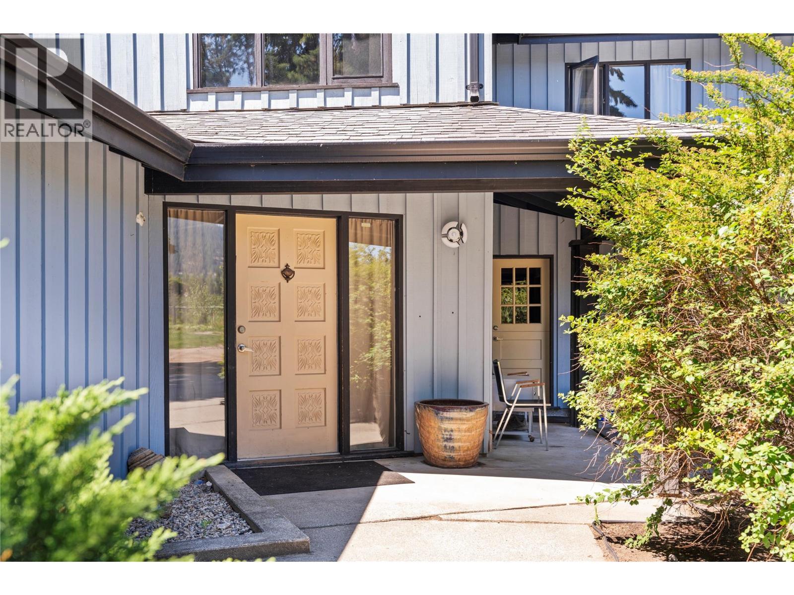 1451 Mountview Road, Vernon, BC - Outdoor With Exterior