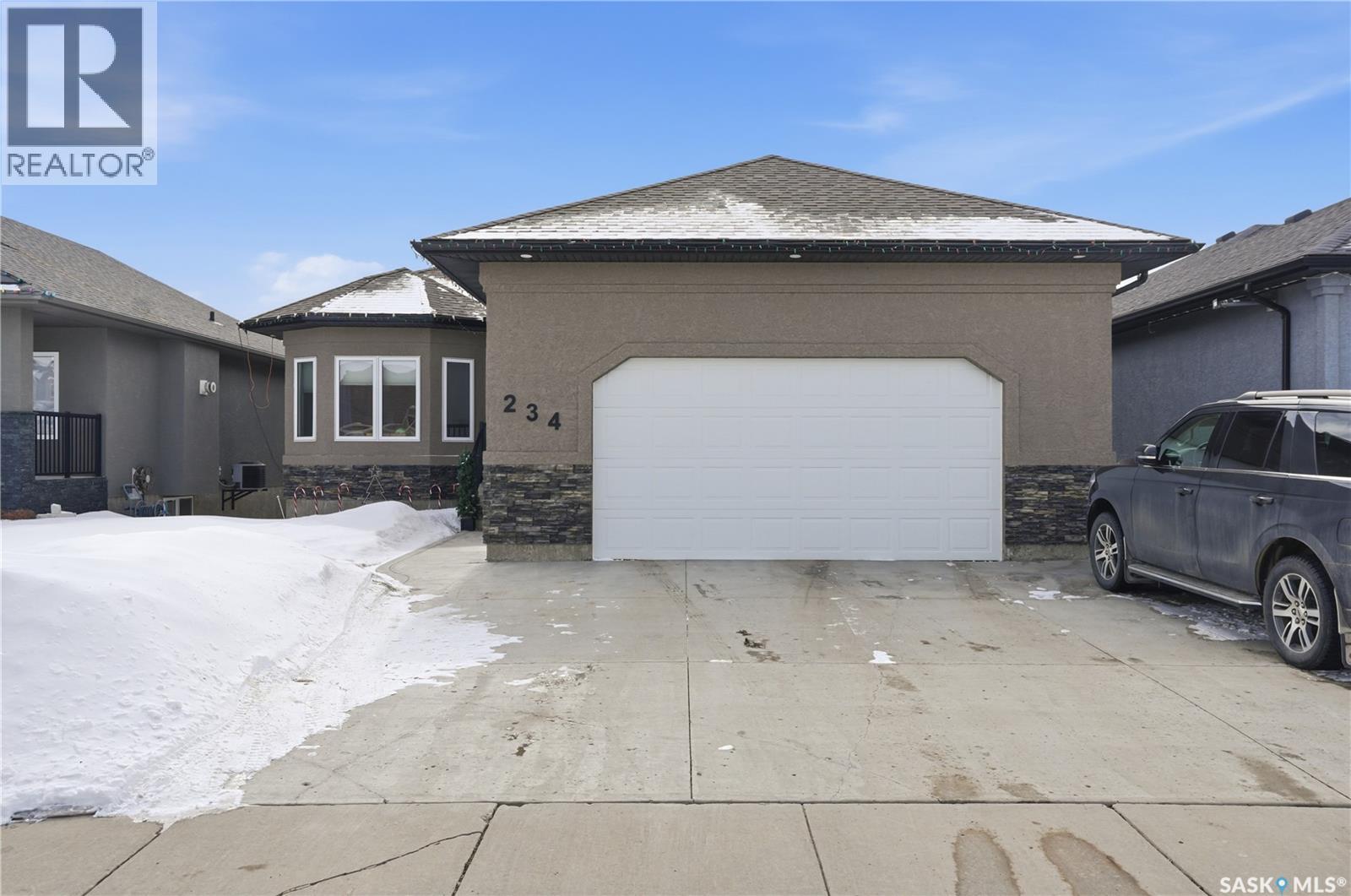 234 Greenfield Crescent, Saskatoon, SK - Outdoor