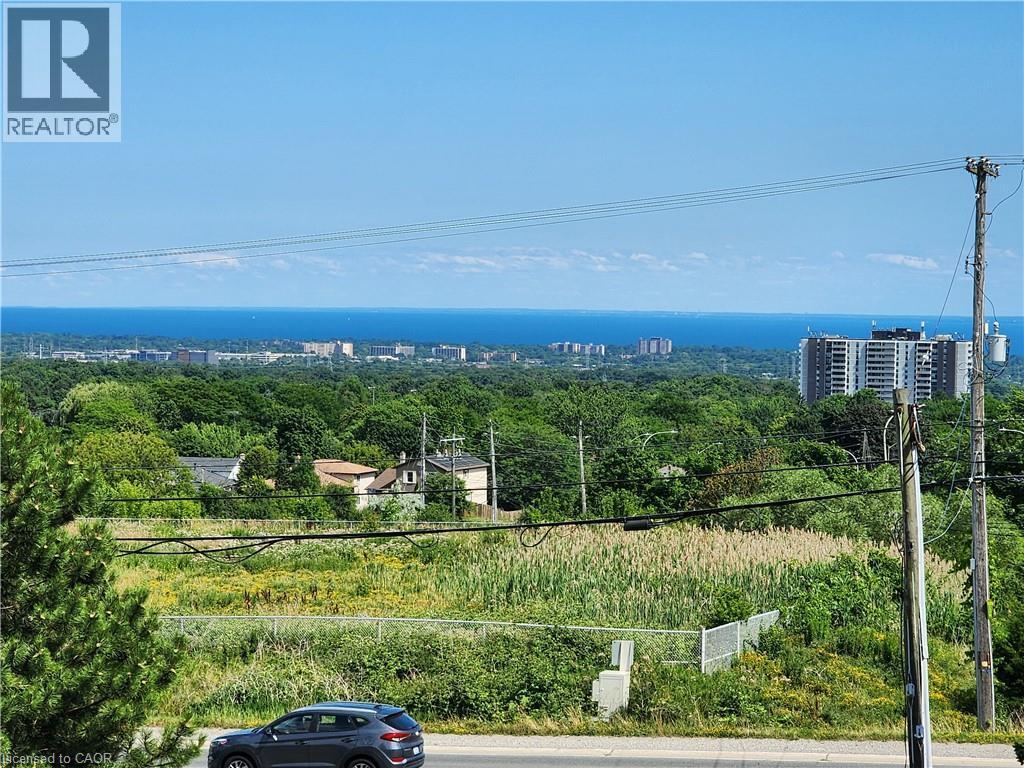 Water view - 2019 Dundas Street, Burlington, ON - Outdoor With View