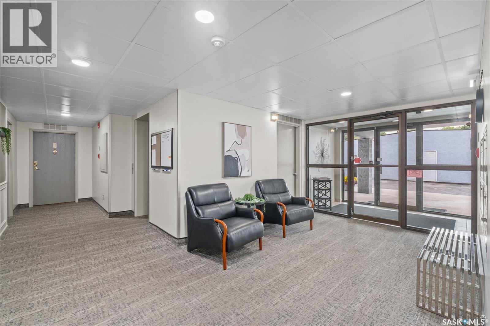 1B 516 River Street E, Prince Albert, SK - Indoor Photo Showing Other Room