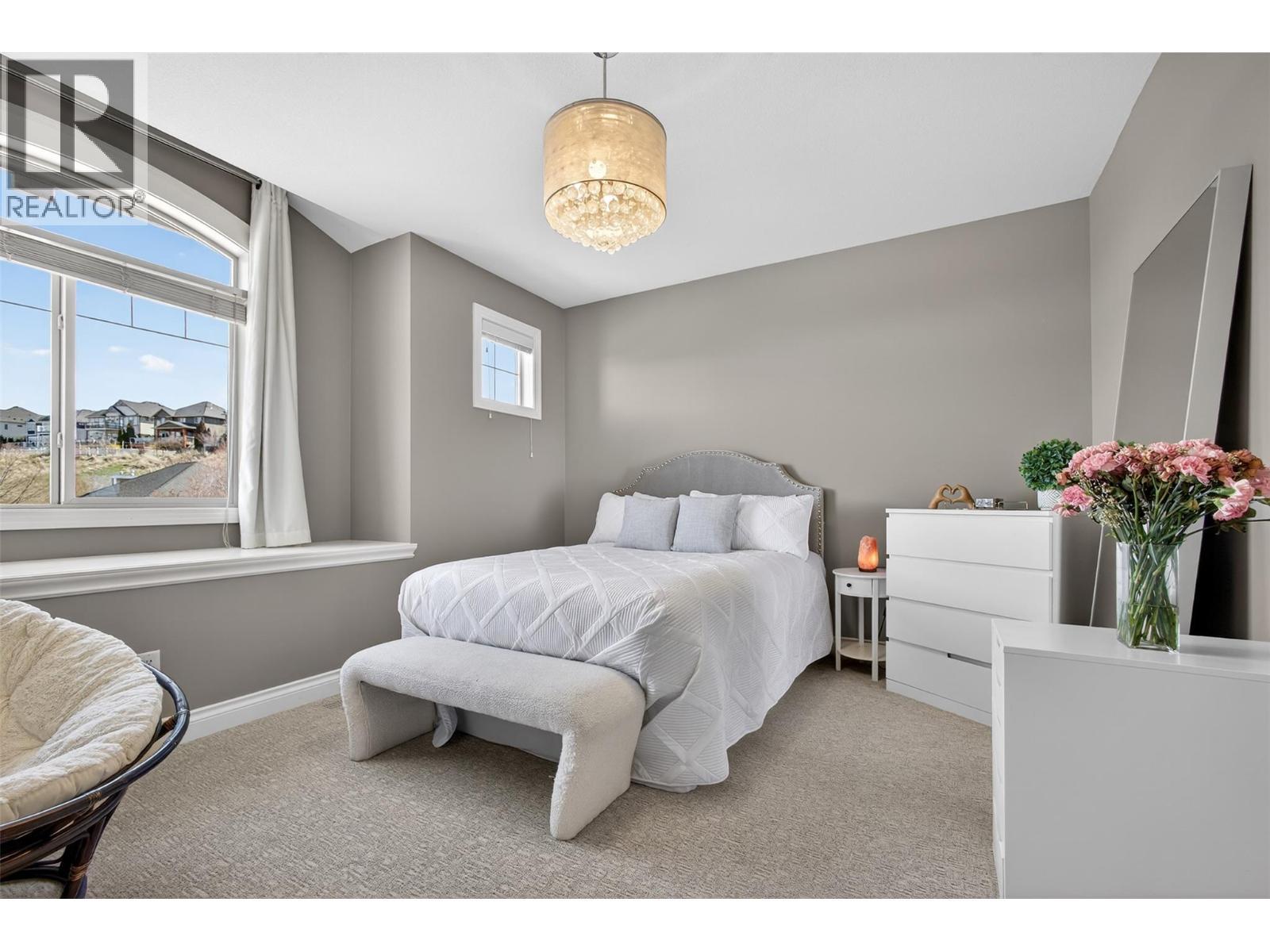 Fourth bedroom on the lower level - 336 Quilchena Drive, Kelowna, BC - Indoor Photo Showing Bedroom
