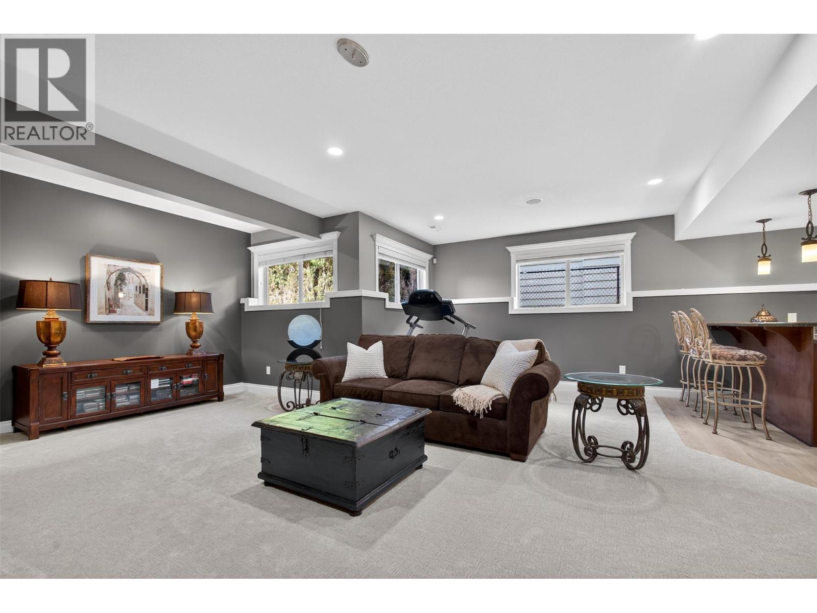 336 Quilchena Drive, Kelowna, BC - Outdoor With Body Of Water With View