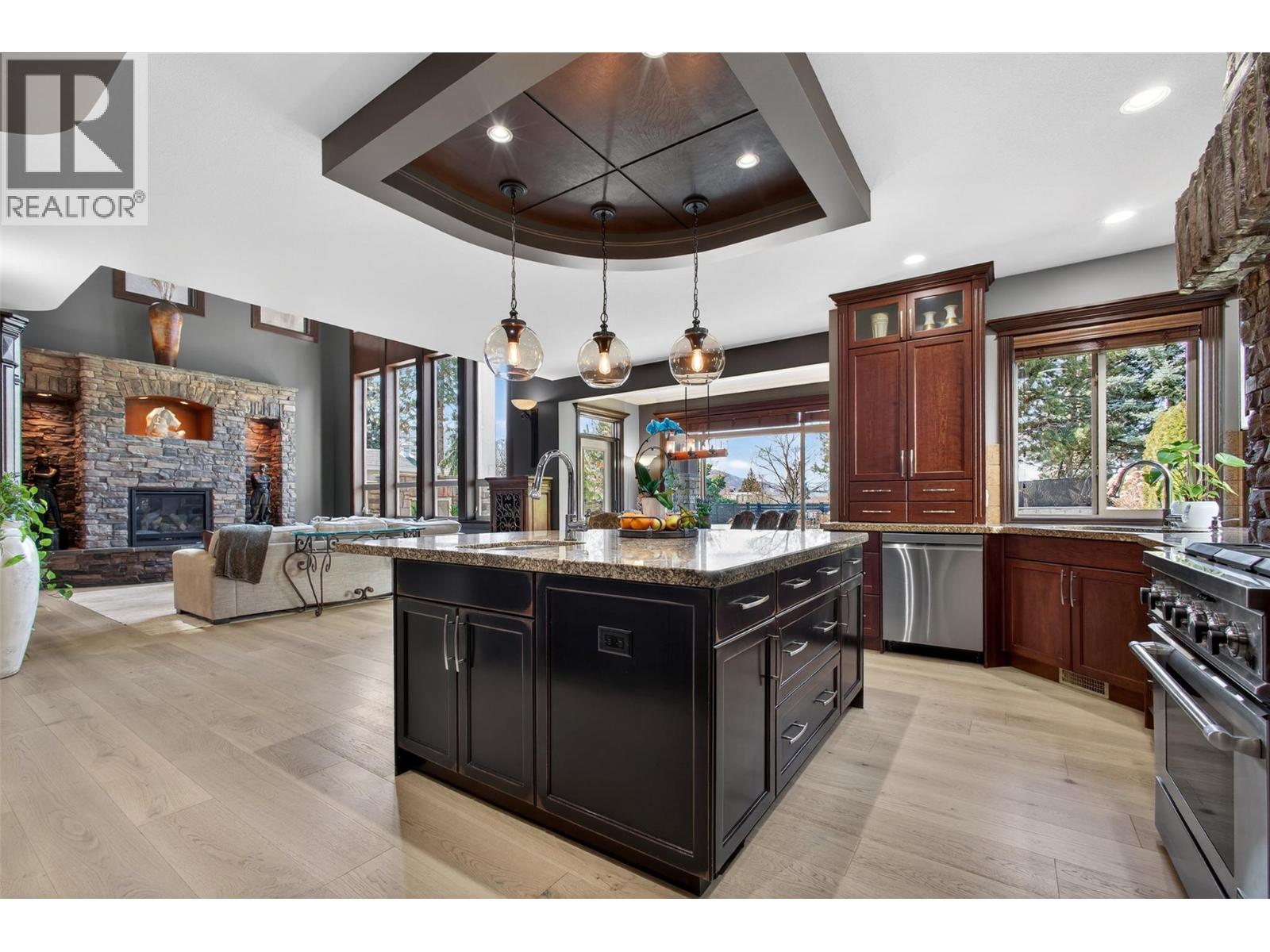 **Image digitally enhanced to showcase the property's seasonal potential** - 336 Quilchena Drive, Kelowna, BC - Outdoor