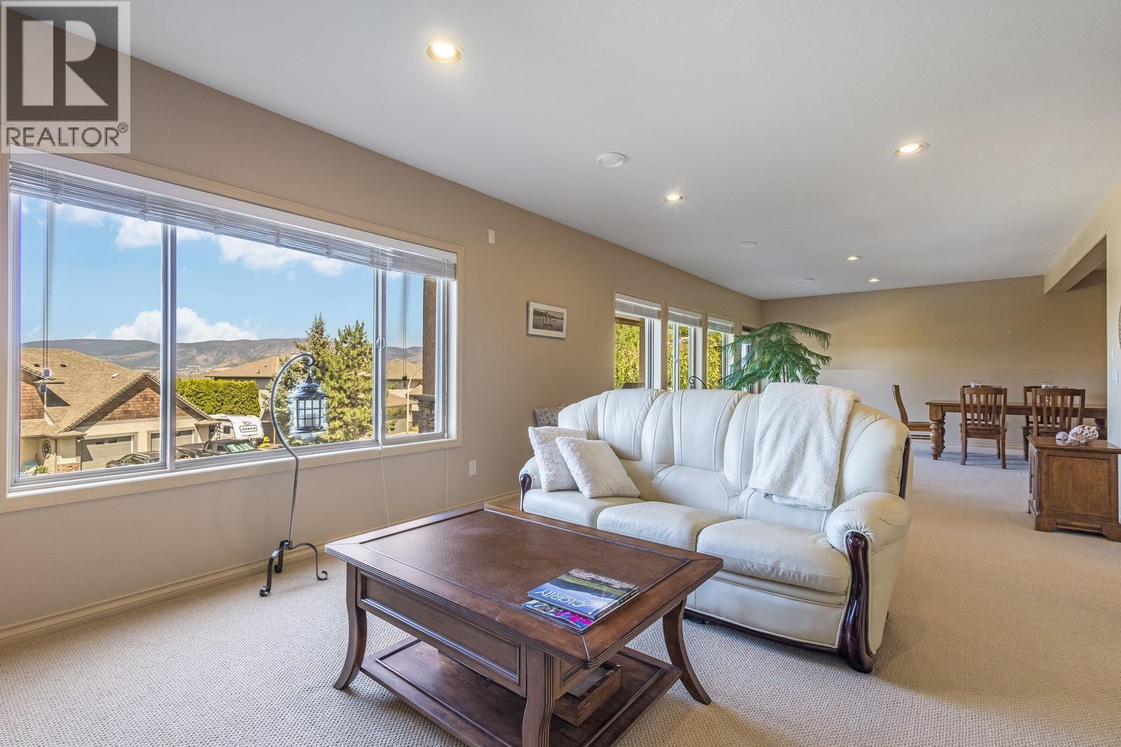 Lower level family room - 610 Arrowleaf Lane, Kelowna, BC - Indoor Photo Showing Living Room