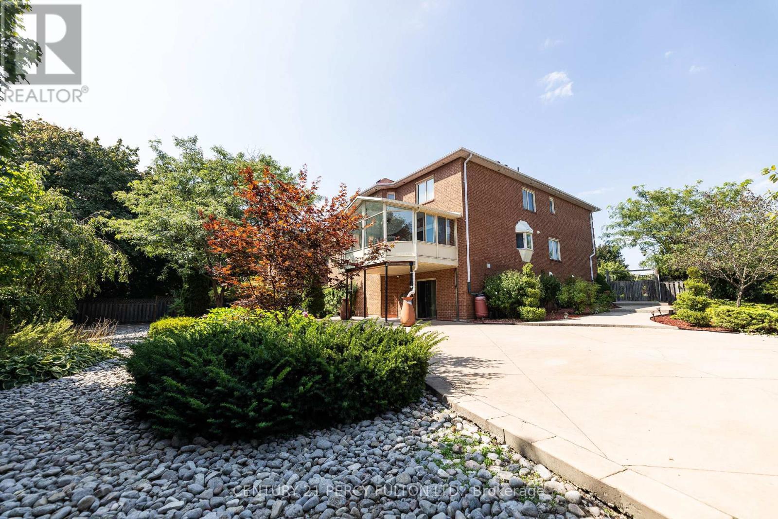 23 Leah Crescent, Ajax, ON - Outdoor