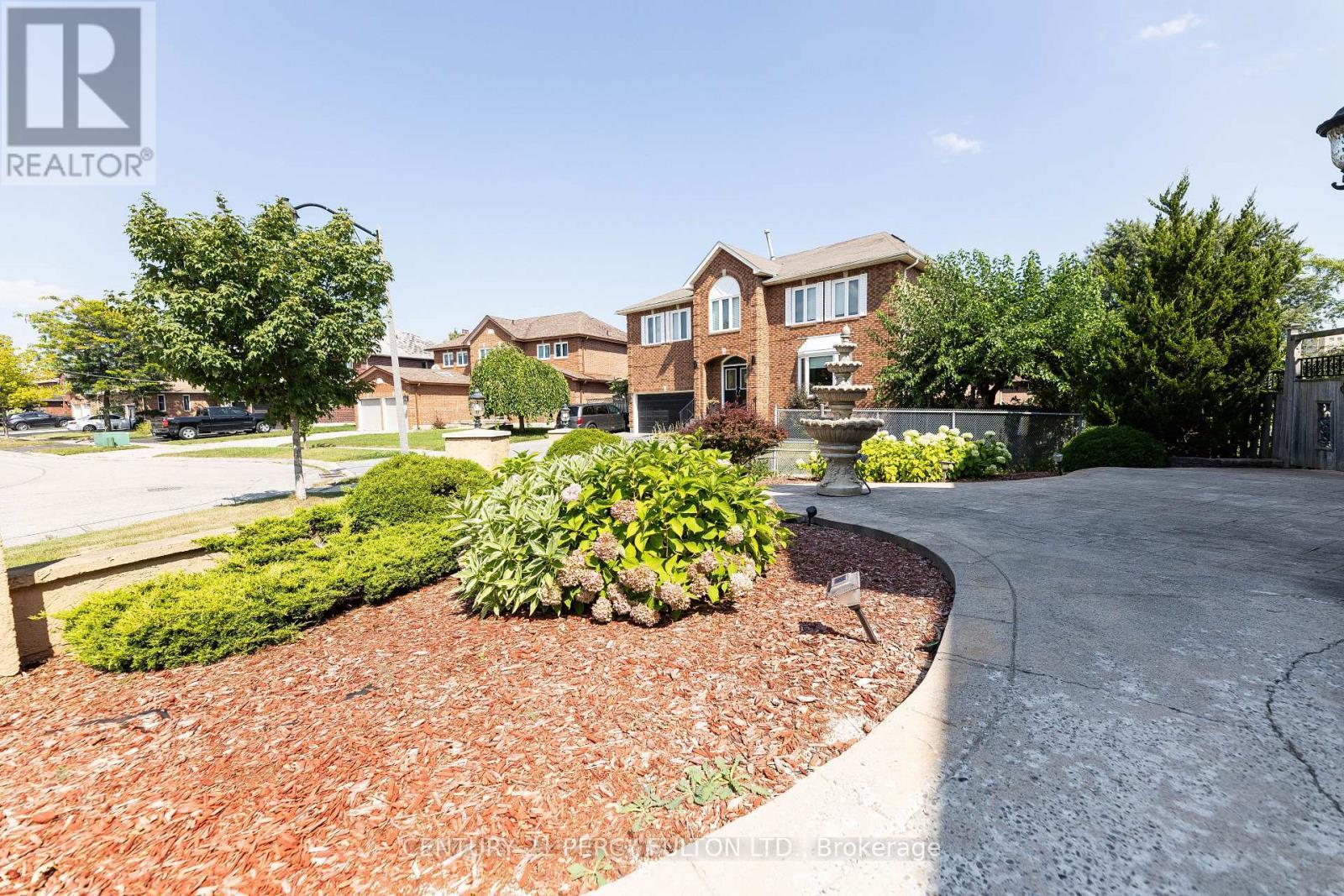 23 Leah Crescent, Ajax, ON - Outdoor