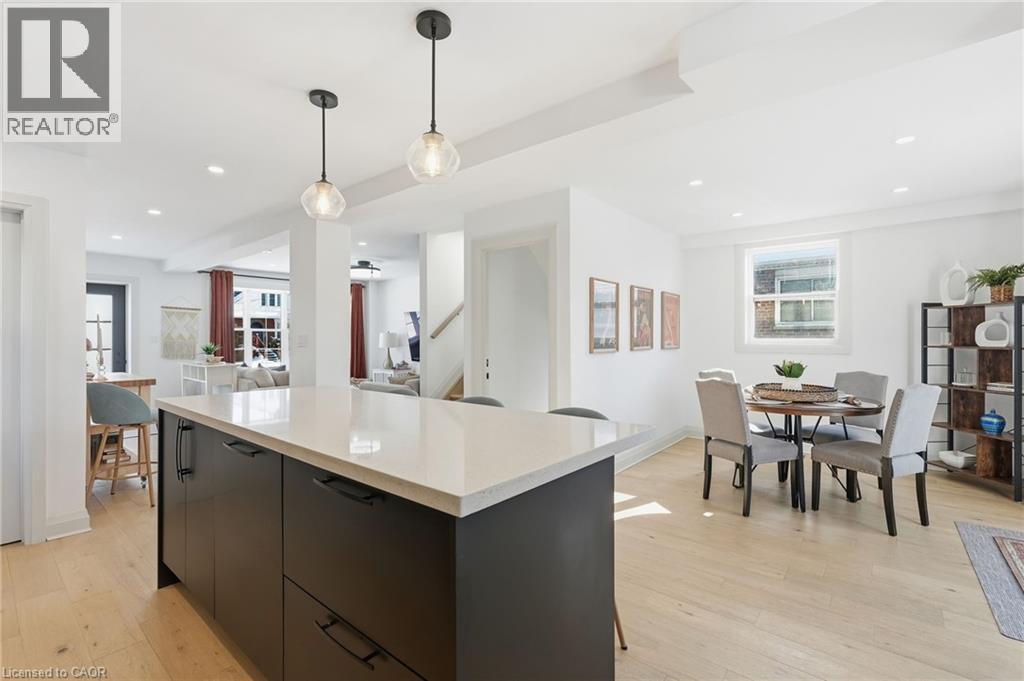 286 East 18Th Street, Hamilton, ON - Indoor