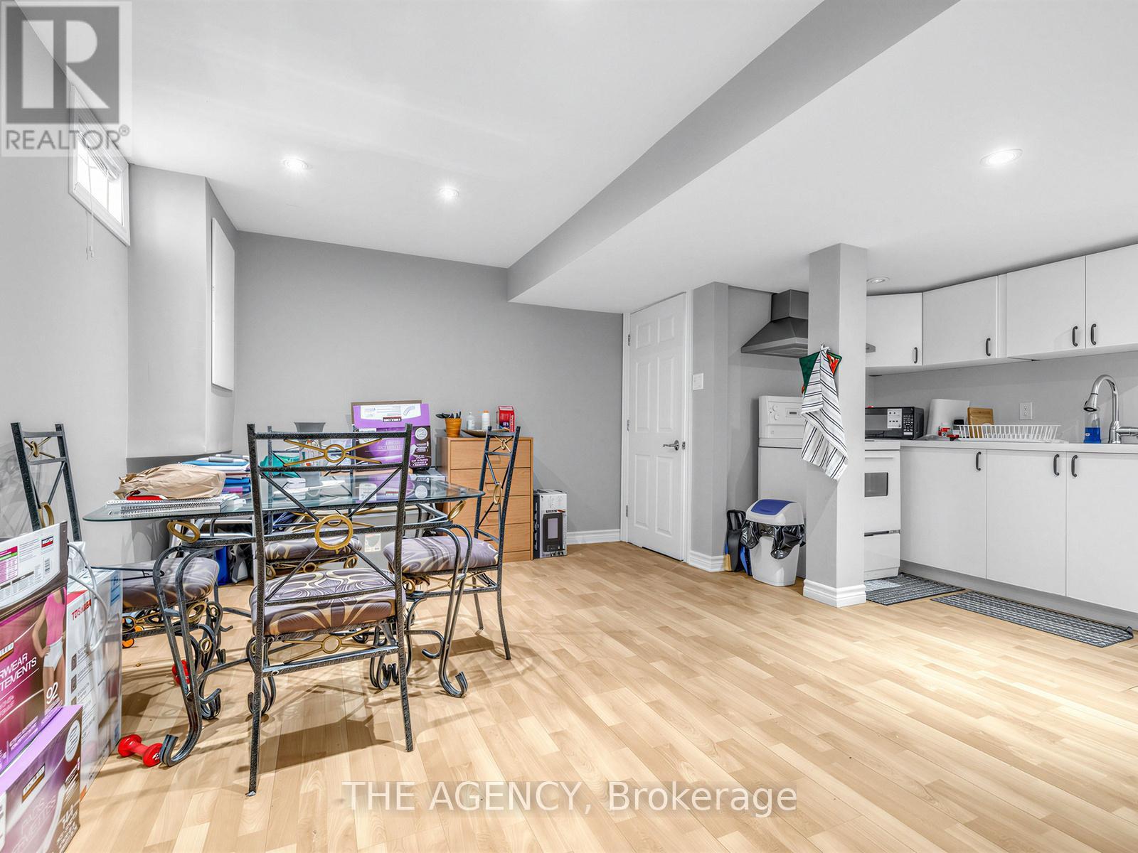 146 Crosby Avenue, Richmond Hill, ON - Indoor