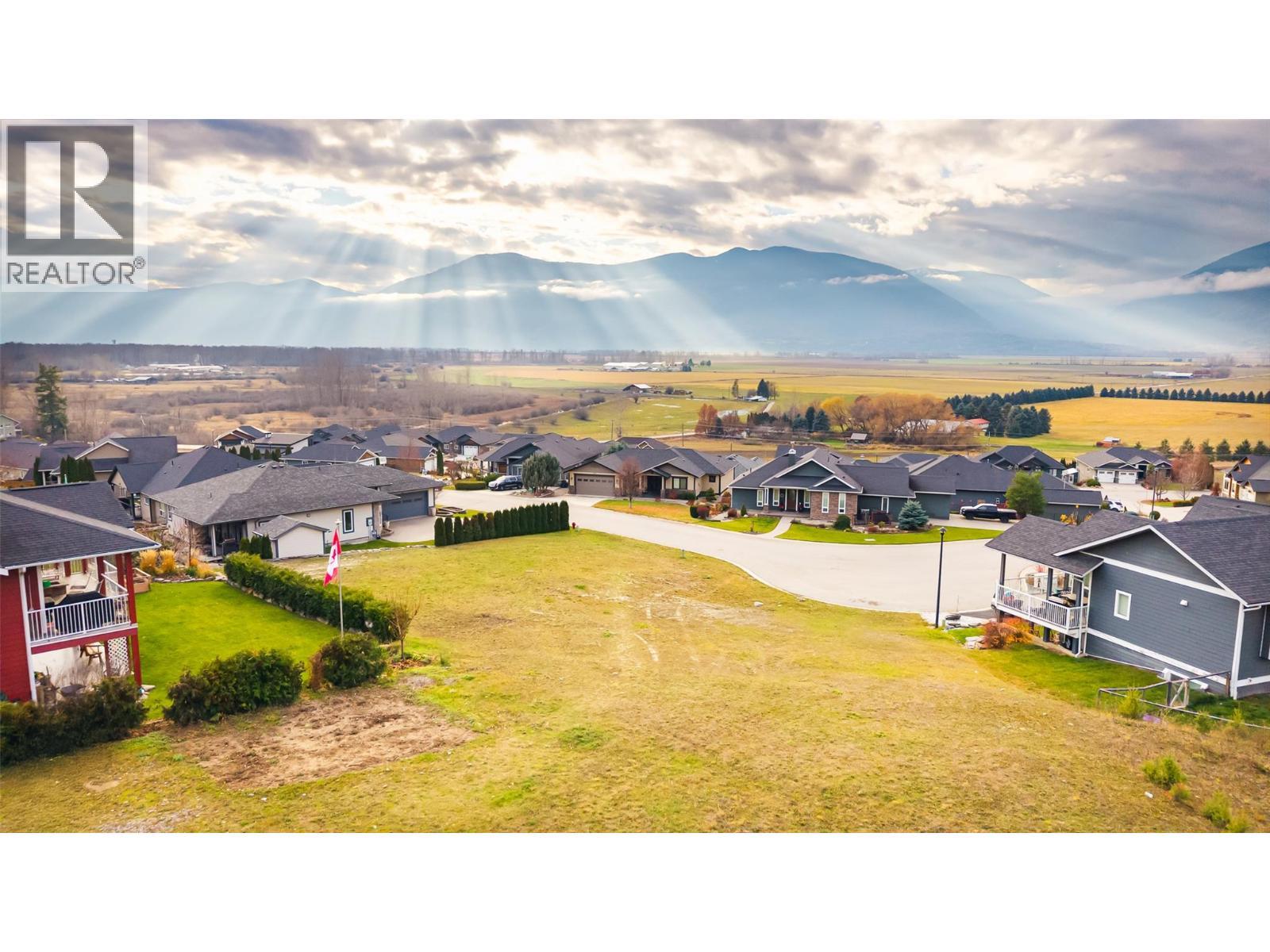 1016 Purcell Crescent, Creston, BC