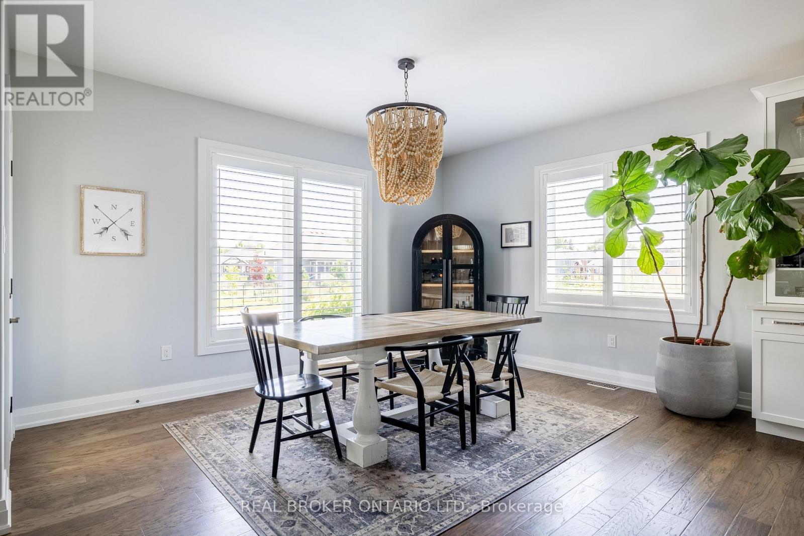 19 Cheslock Crescent, Oro-Medonte, ON - Indoor Photo Showing Dining Room