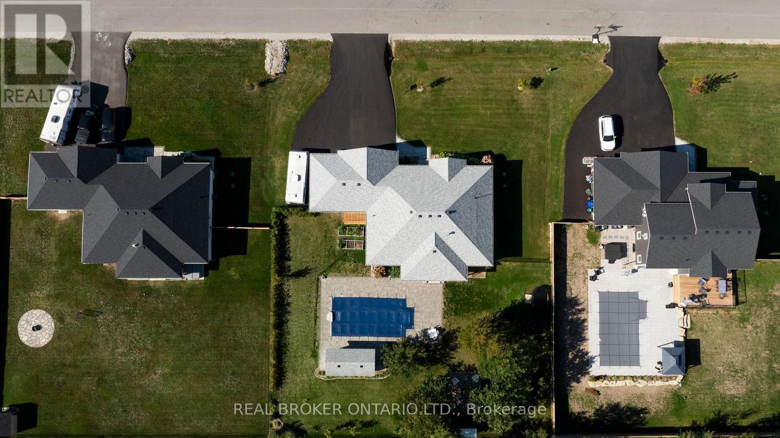19 Cheslock Crescent, Oro-Medonte, ON - With View