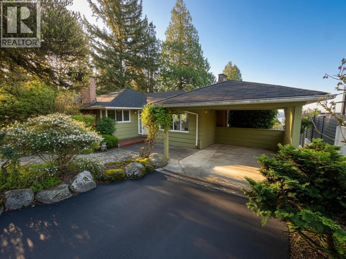 1430 Nelson Avenue, West Vancouver, BC