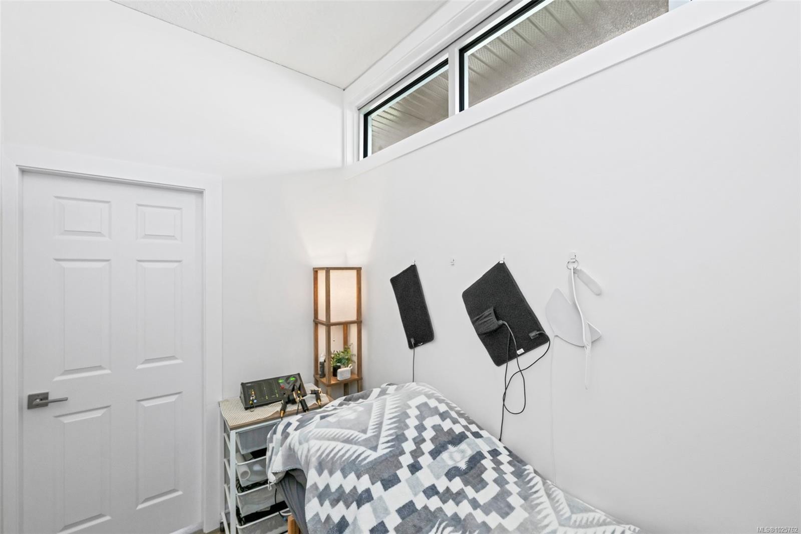 111-689 Hoffman Ave, Langford, BC - Indoor