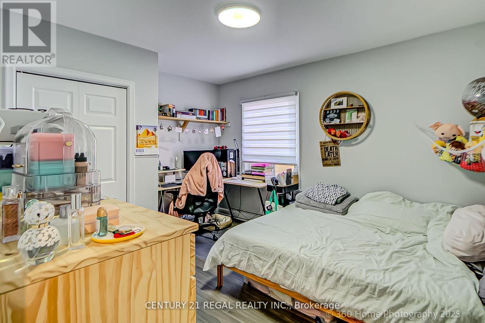 17 Electro Road, Toronto, ON - Indoor Photo Showing Bedroom