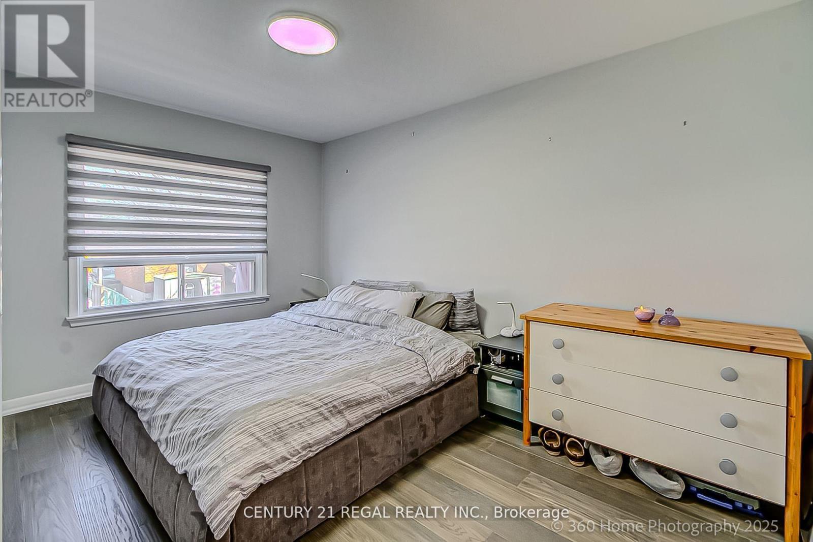 17 Electro Road, Toronto, ON - Indoor Photo Showing Bedroom