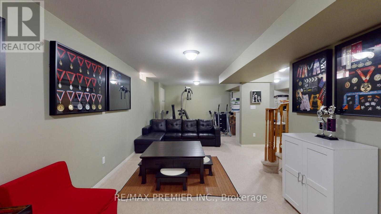 2307 Pilgrim Square, Oshawa, ON - Indoor Photo Showing Other Room