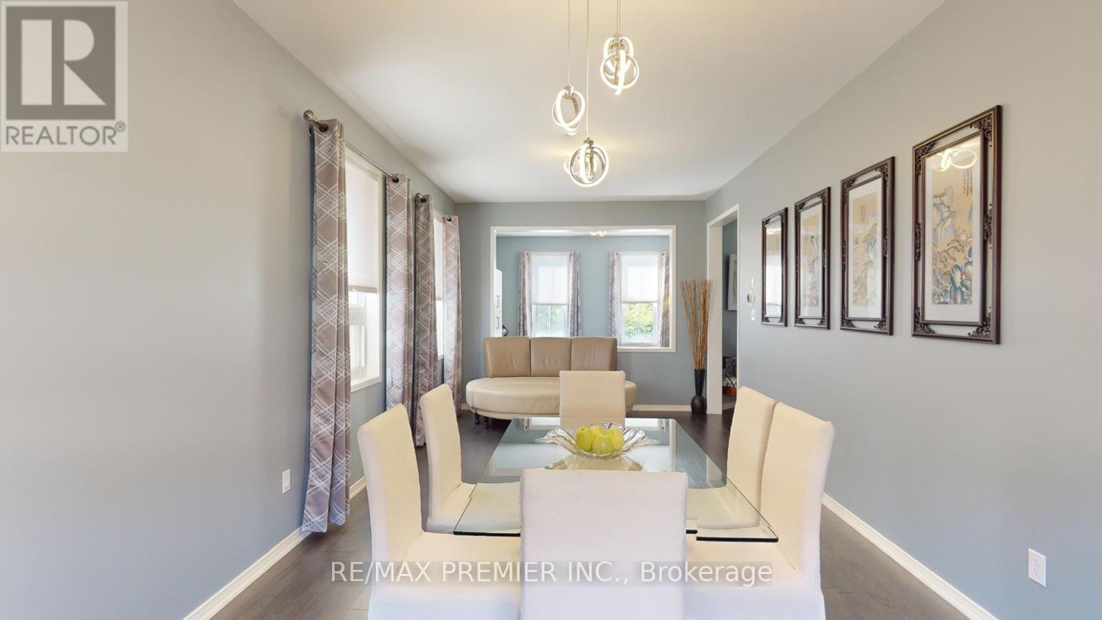 2307 Pilgrim Square, Oshawa, ON - Indoor Photo Showing Dining Room