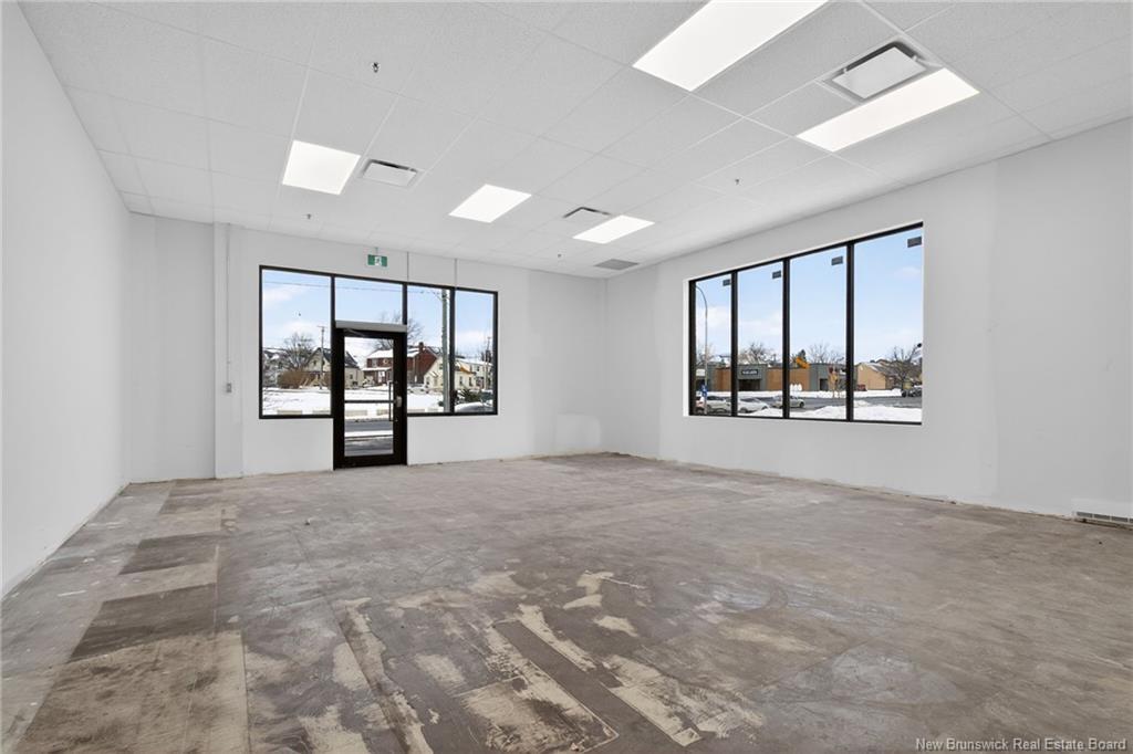 207-140 Champlain St, Dieppe, NB