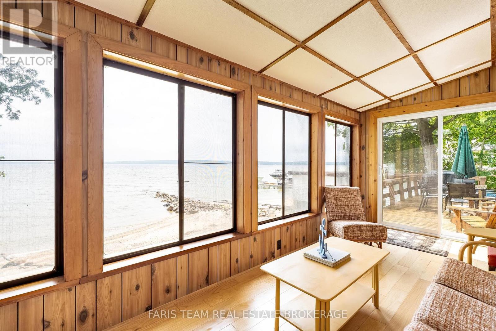 1697 Champlain Road, Tiny, ON - Indoor