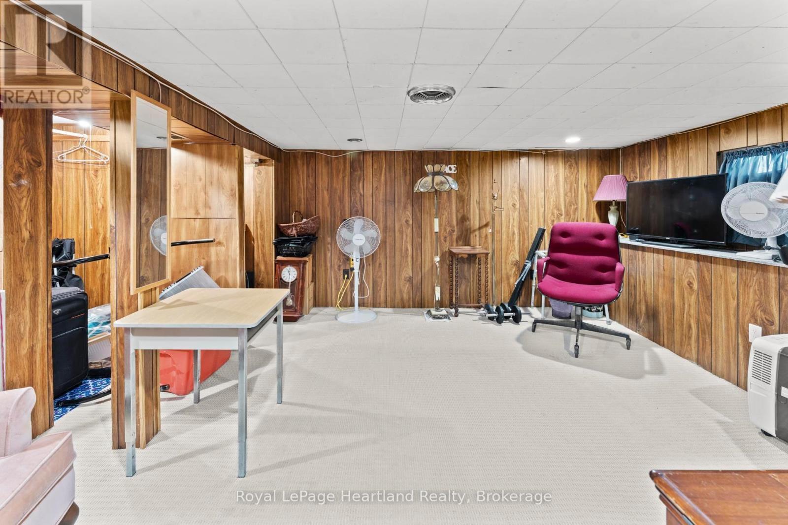 107 Victoria Street N, Goderich (Goderich (Town)), ON - Indoor