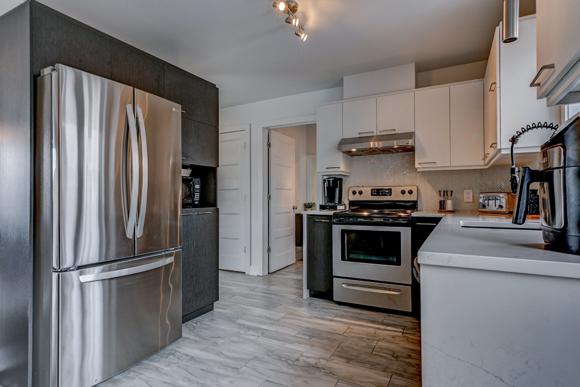 Cuisine - 634 Rue Beauregard, Saint-Lin/Laurentides, QC - Indoor Photo Showing Kitchen