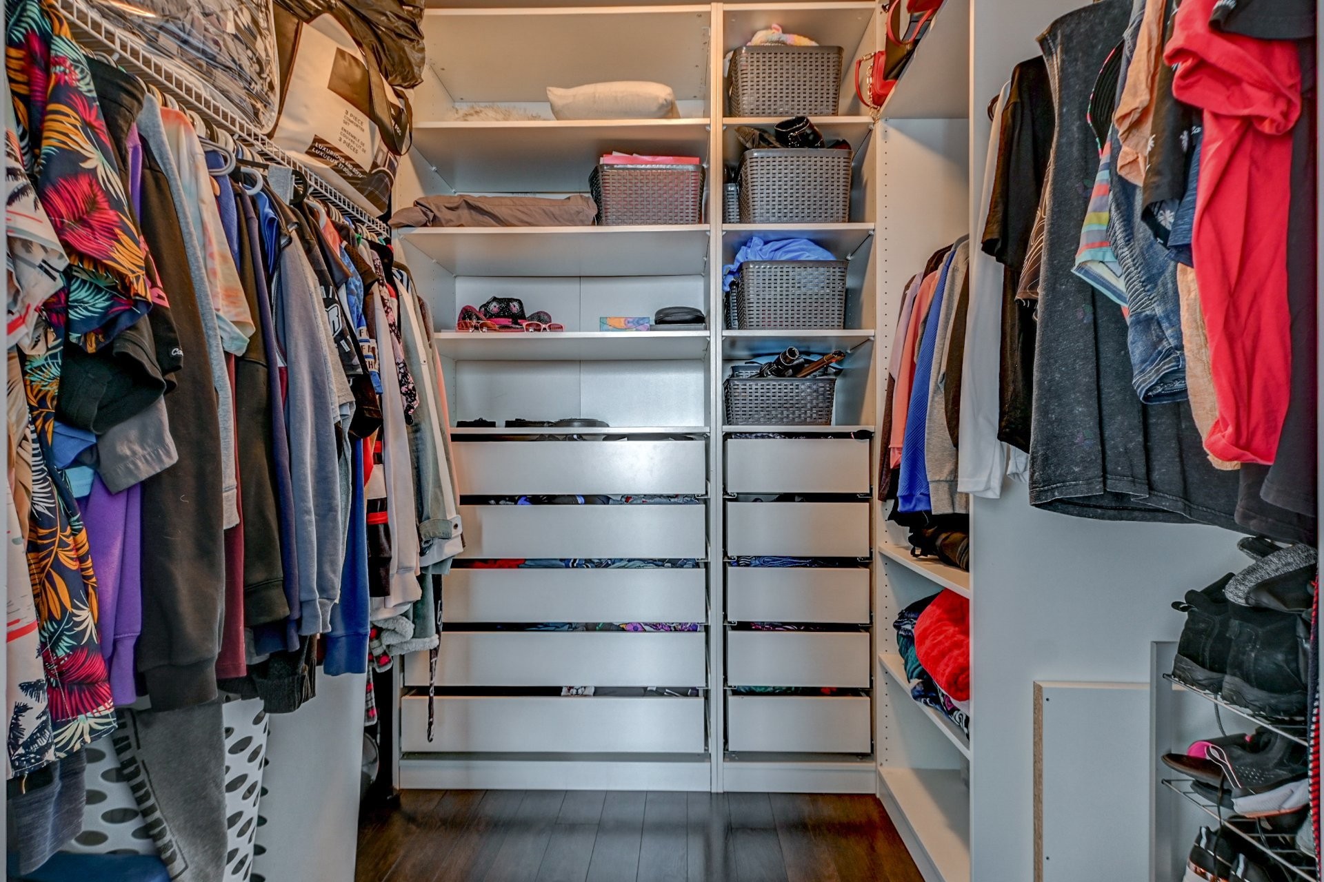 Penderie (Walk-in) - 634 Rue Beauregard, Saint-Lin/Laurentides, QC - Indoor With Storage