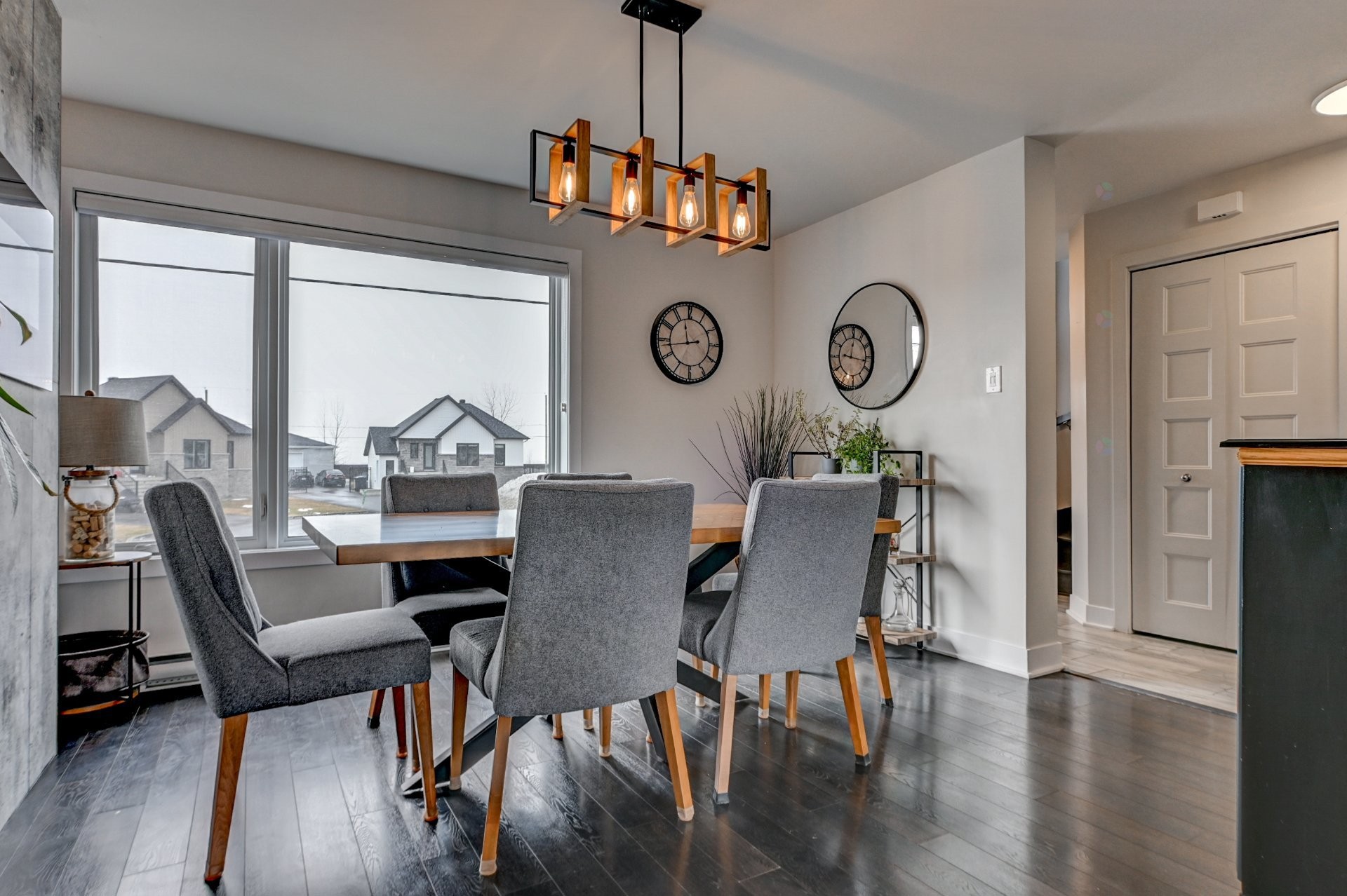 Salon - 634 Rue Beauregard, Saint-Lin/Laurentides, QC - Indoor Photo Showing Dining Room