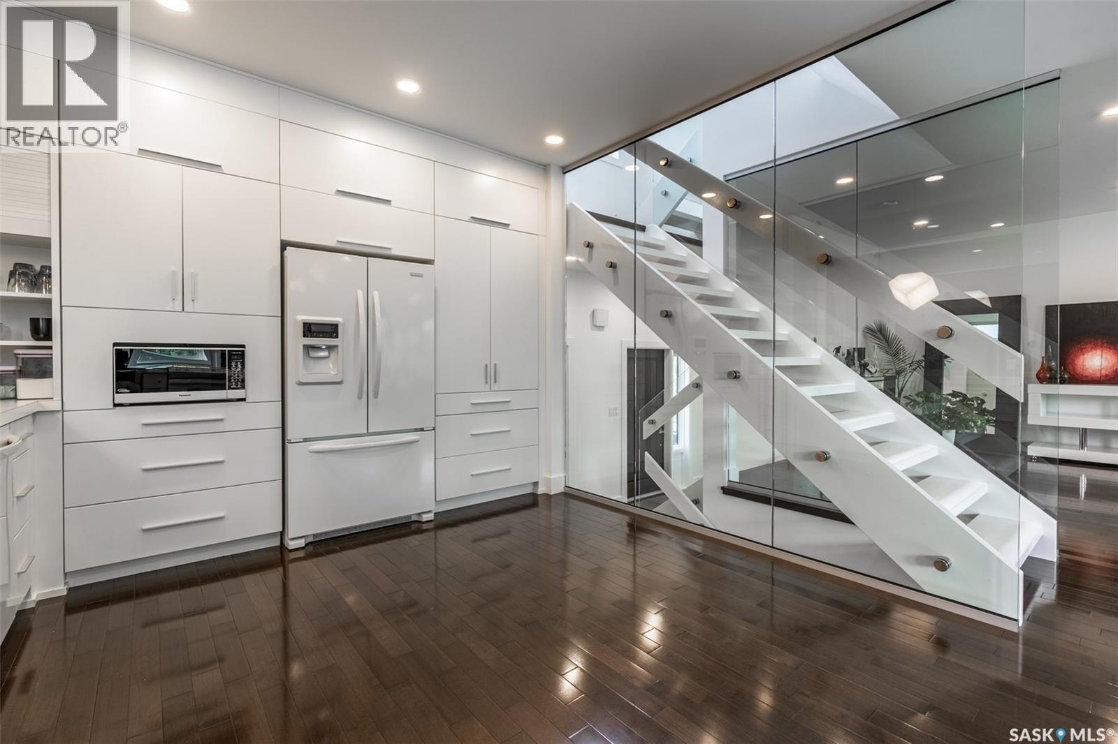 1150 Spadina Crescent E, Saskatoon, SK - Indoor