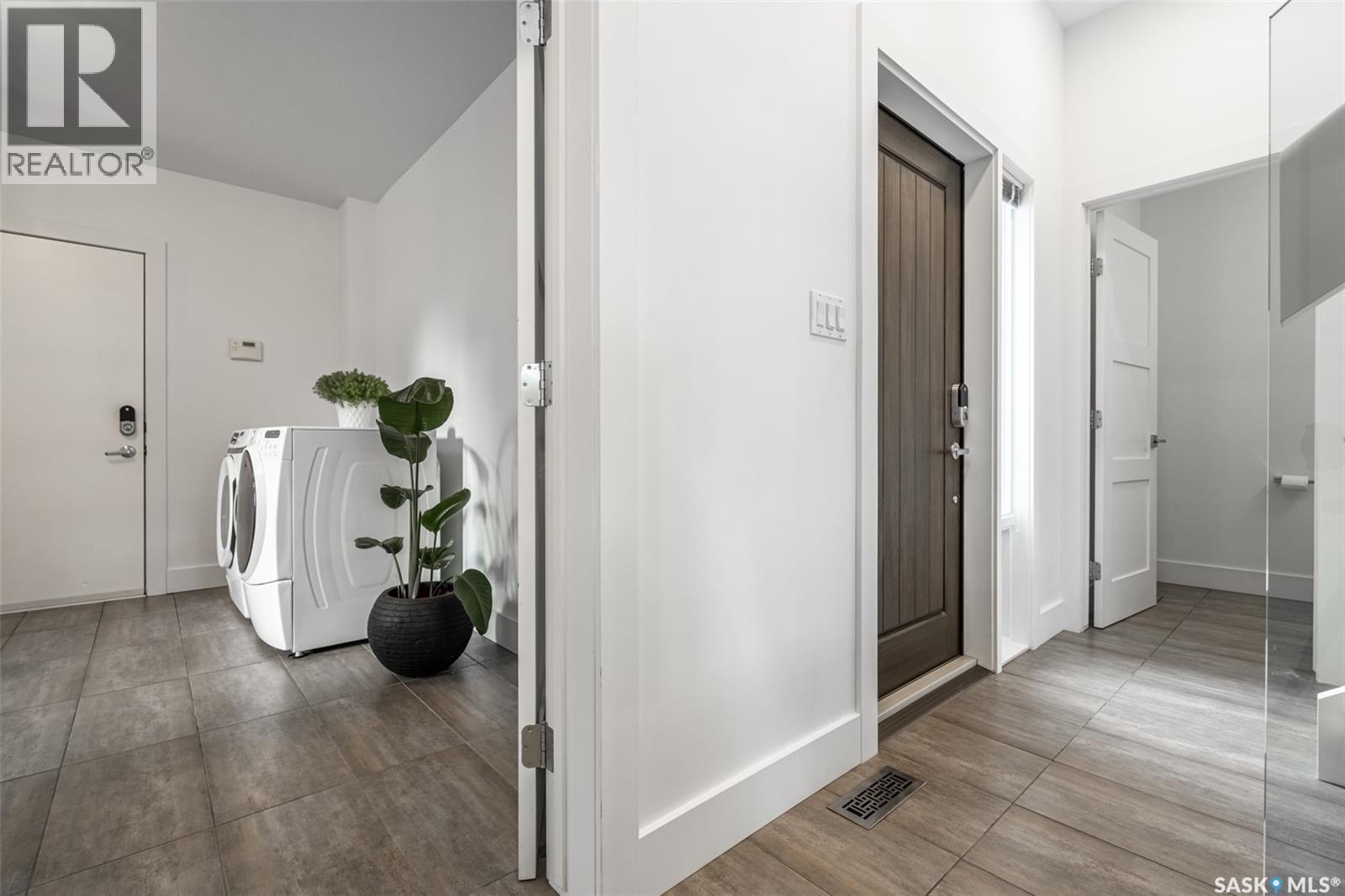 1150 Spadina Crescent E, Saskatoon, SK - Indoor Photo Showing Other Room