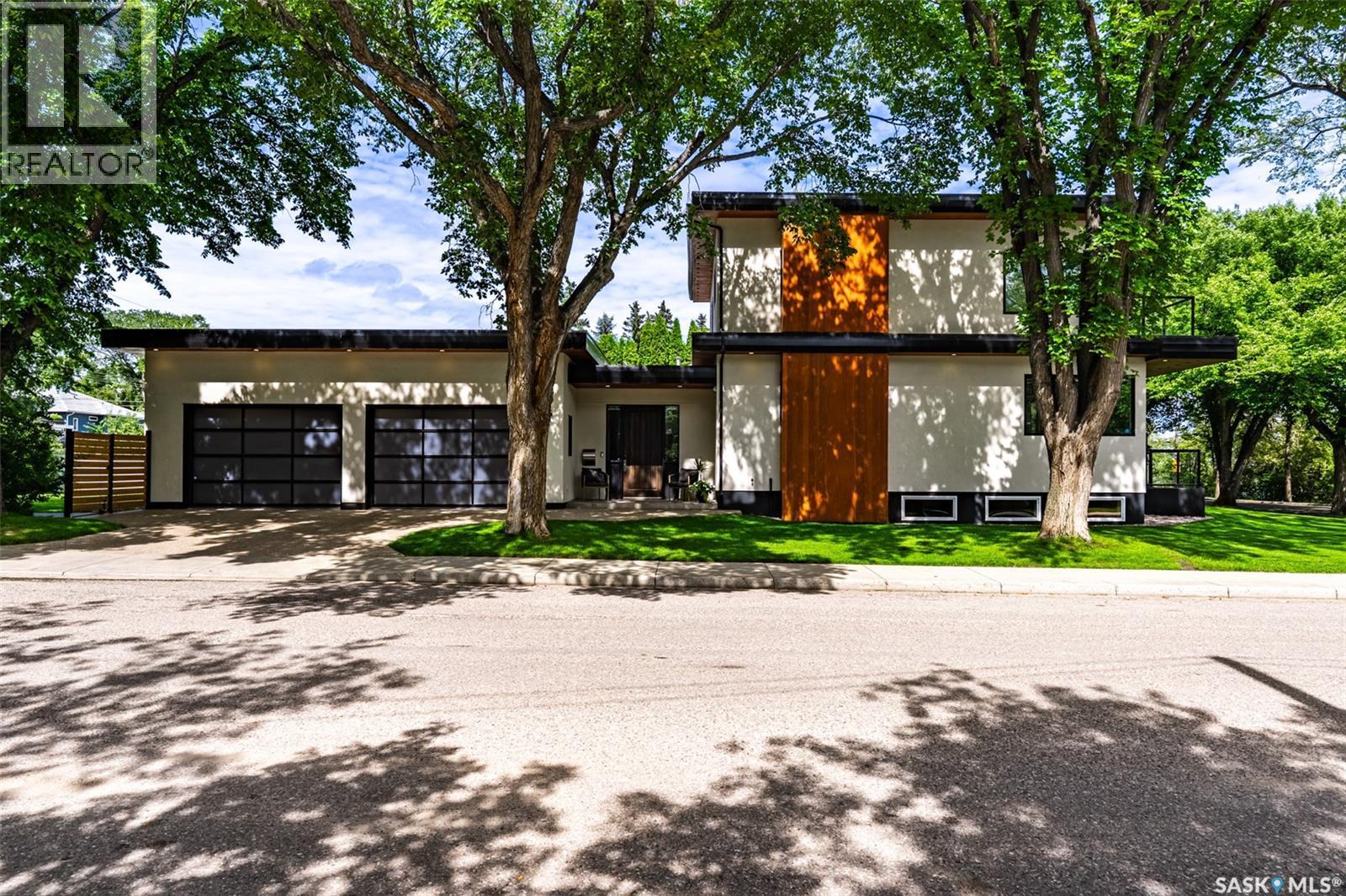 1150 Spadina Crescent E, Saskatoon, SK - Outdoor