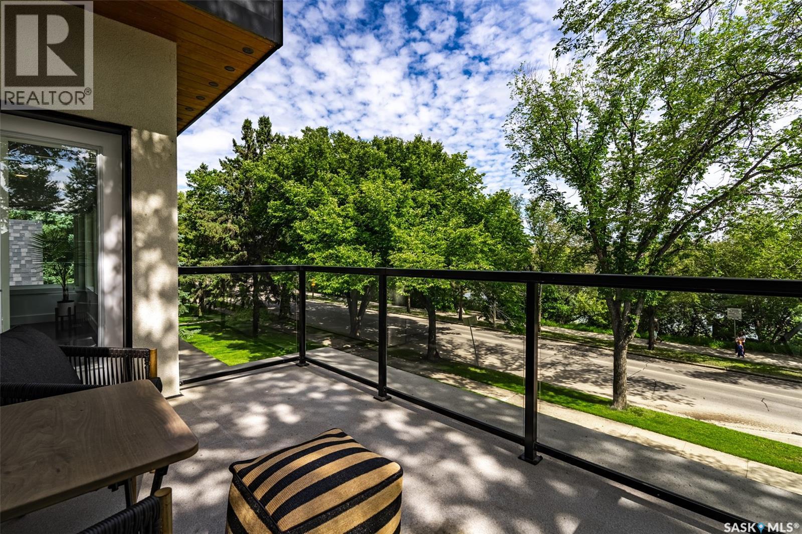 1150 Spadina Crescent E, Saskatoon, SK - Outdoor