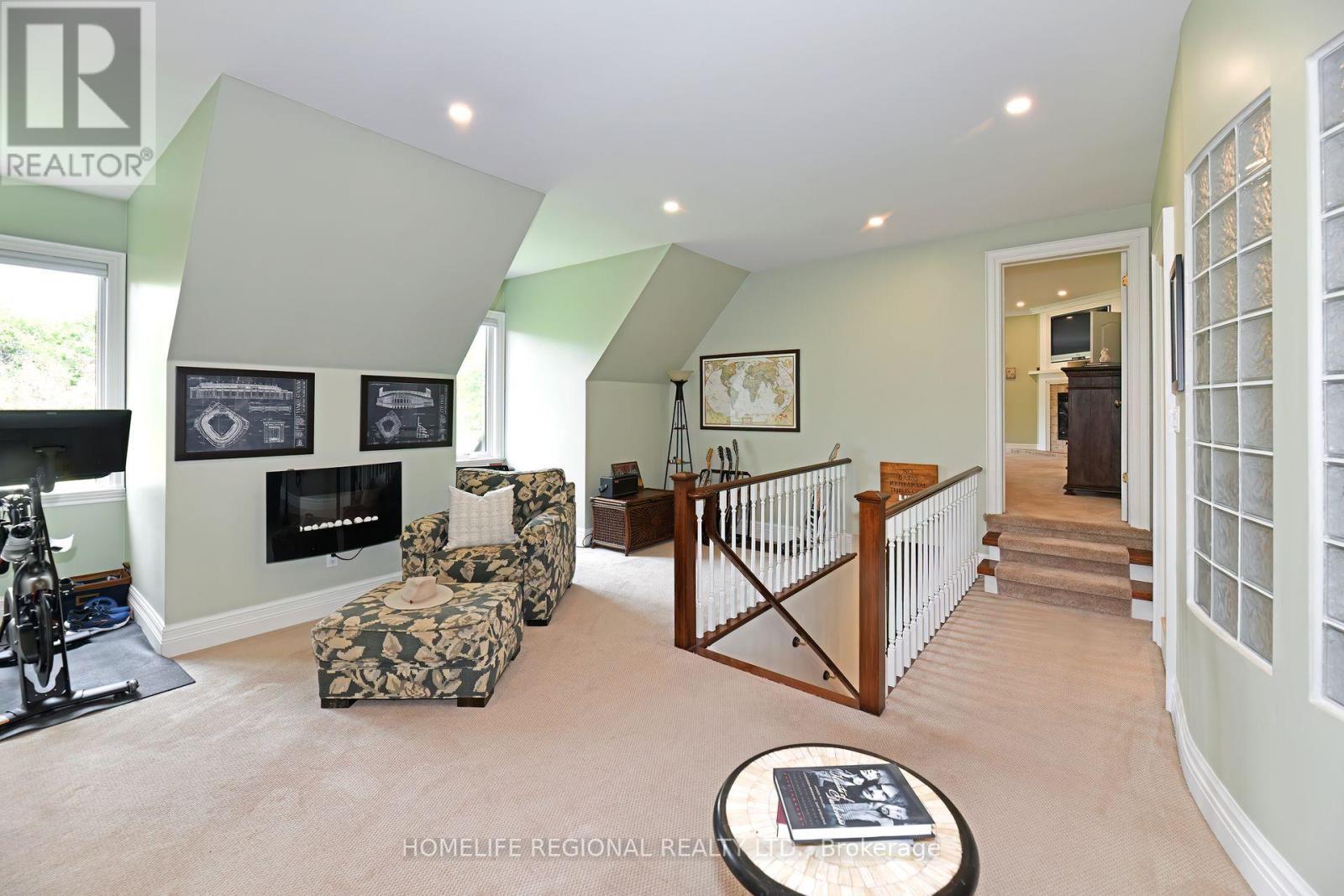 14 Buggey Lane, Ajax, ON - Indoor Photo Showing Other Room
