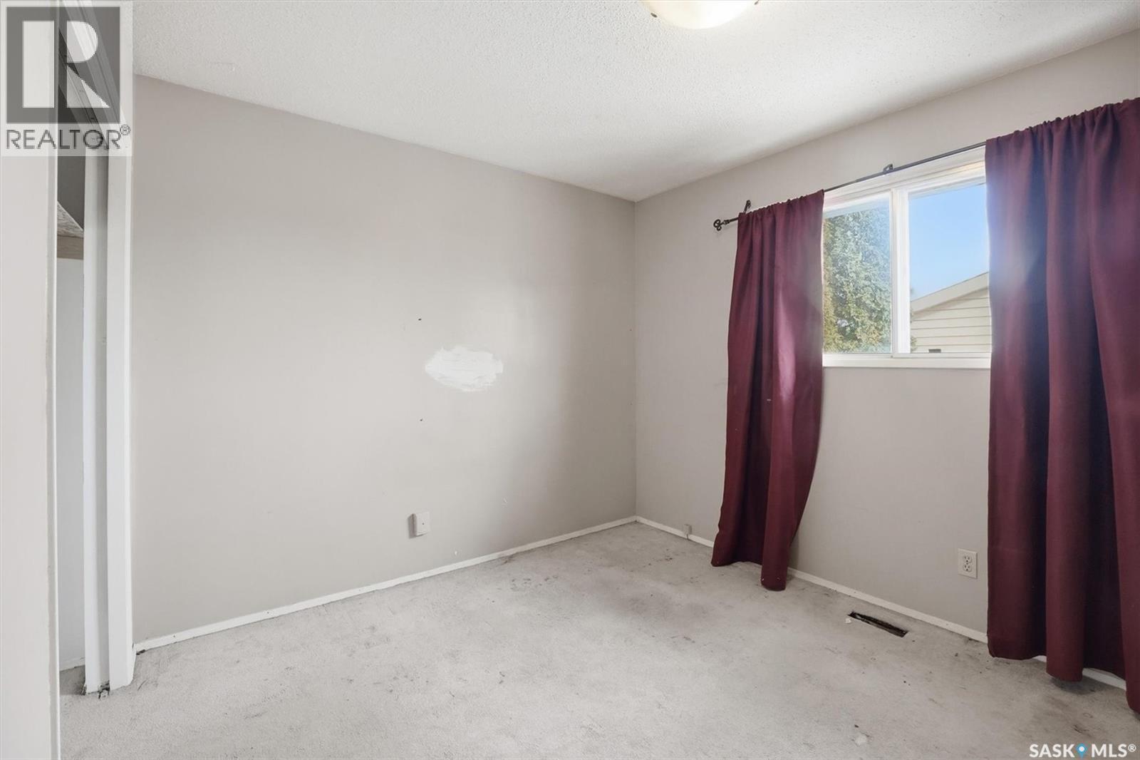 554 Fisher Crescent, Saskatoon, SK - Indoor