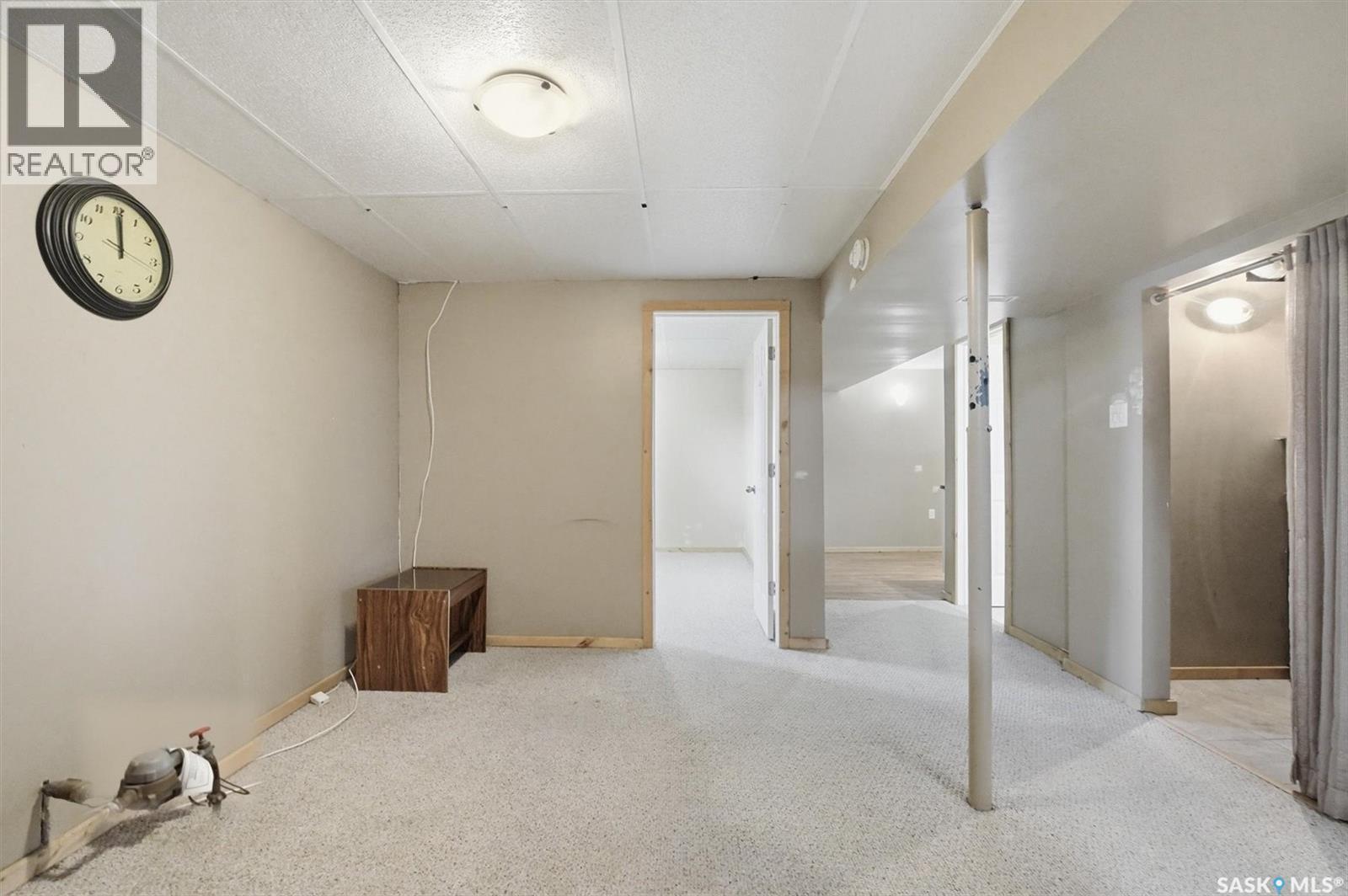 554 Fisher Crescent, Saskatoon, SK - Indoor Photo Showing Other Room