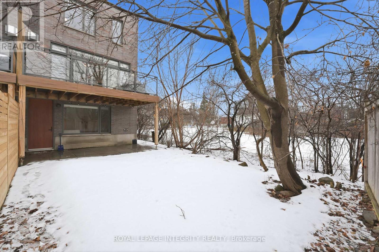 221 Wesley Avenue, Ottawa, ON - Outdoor