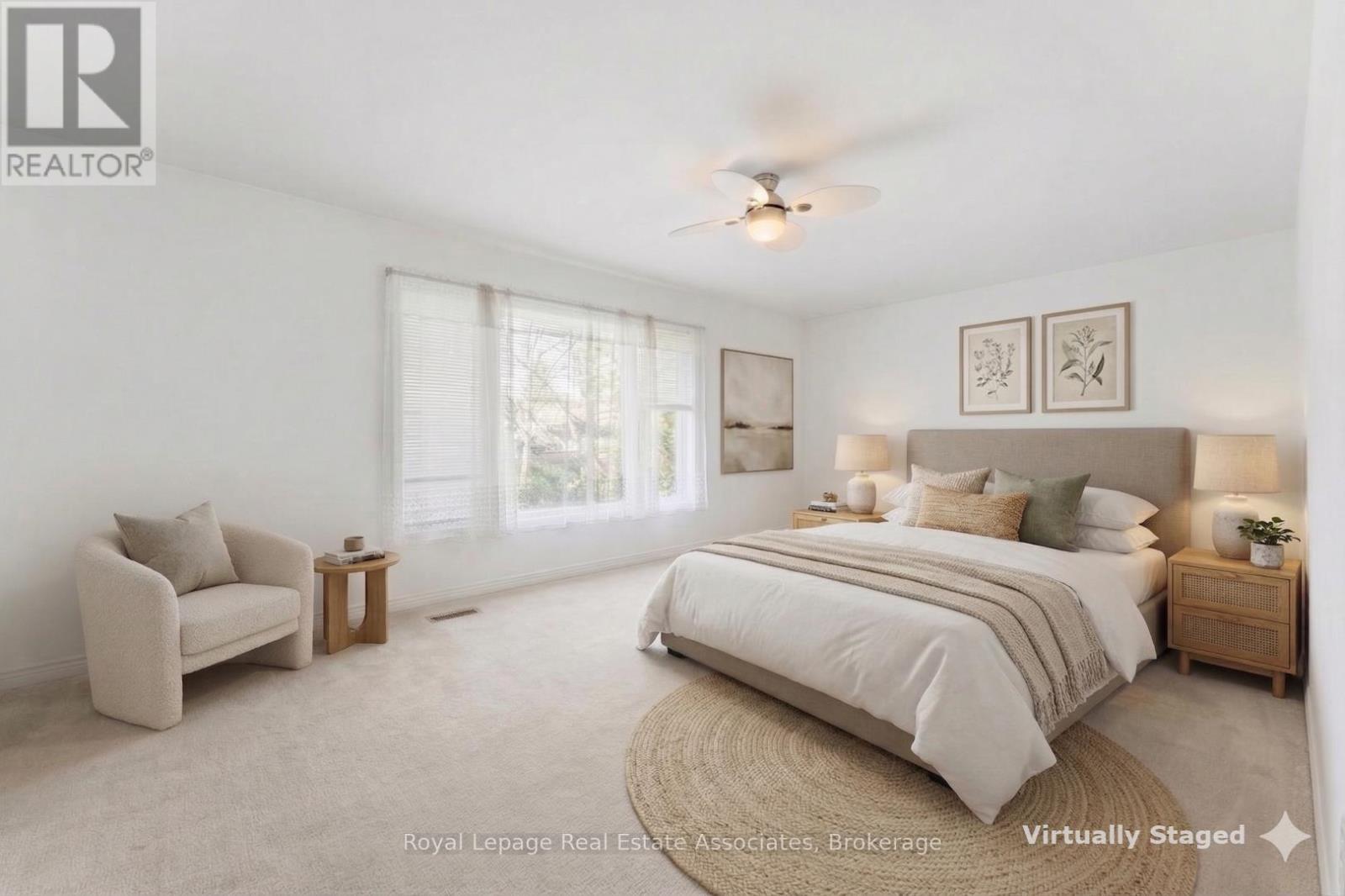 95 Oakes Drive, Mississauga, ON - Indoor Photo Showing Bedroom