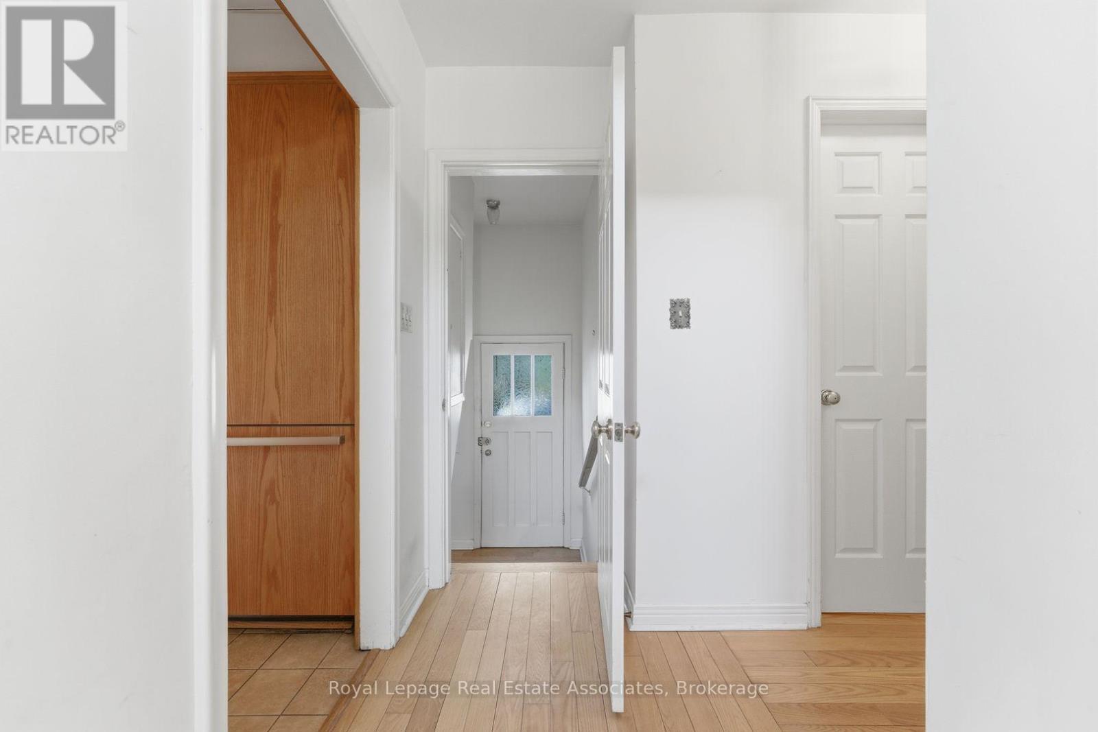 95 Oakes Drive, Mississauga, ON - Indoor Photo Showing Other Room