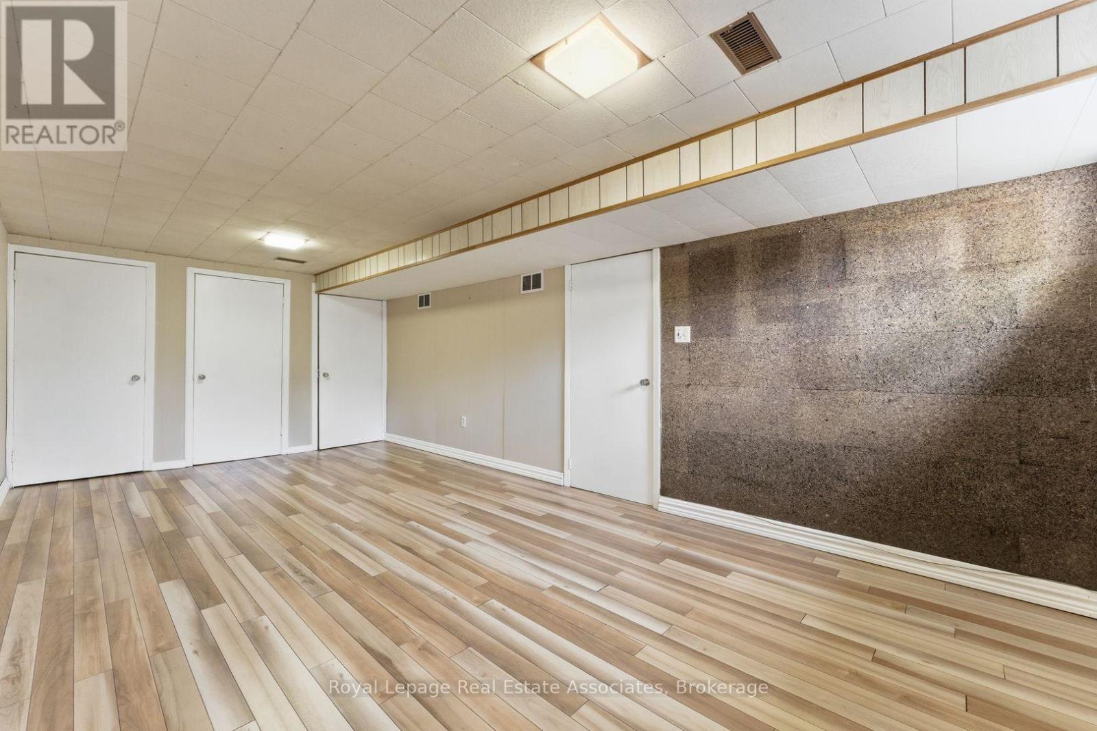 95 Oakes Drive, Mississauga, ON - Indoor Photo Showing Other Room