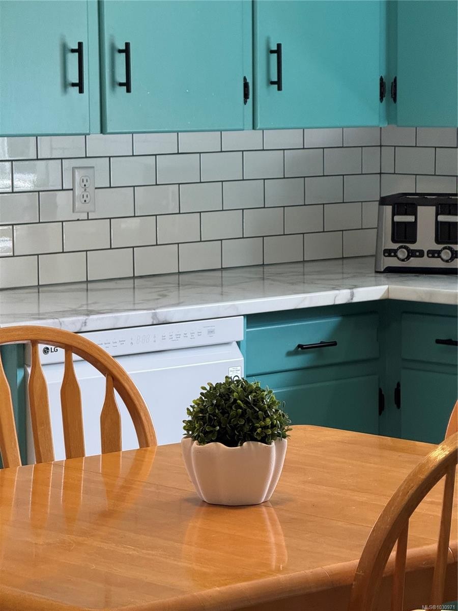 270 Beech Ave, Duncan, BC