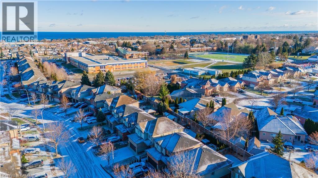 95 Hemlock Way, Grimsby, ON - Outdoor With View