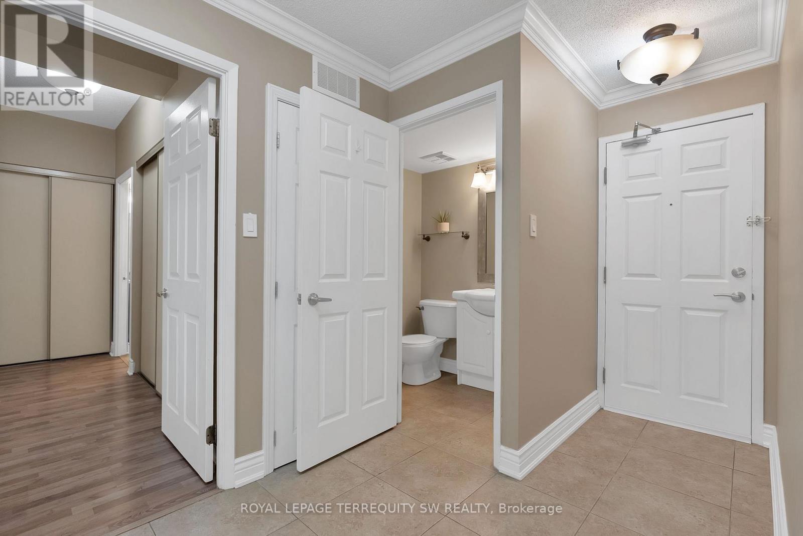113 - 309 Major Mackenzie Drive E, Richmond Hill, ON - Indoor Photo Showing Other Room