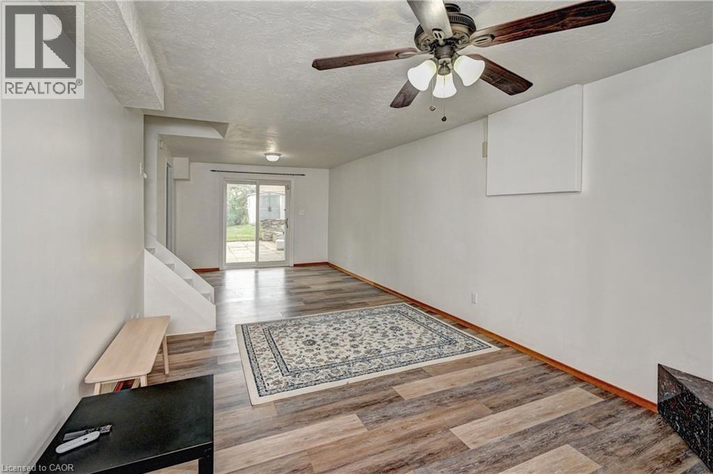 39 Southwood Drive, Kitchener, ON - Indoor Photo Showing Other Room