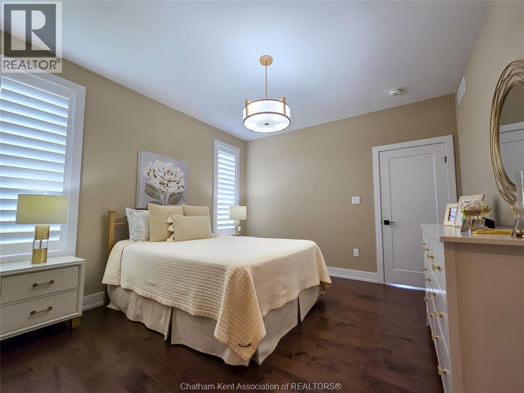 7 Tracy Drive, Chatham, ON - Indoor Photo Showing Bedroom