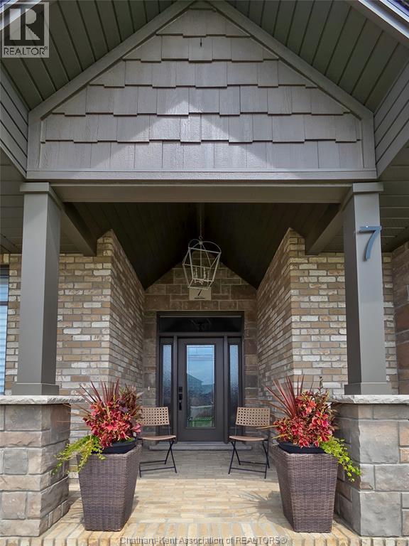 7 Tracy Drive, Chatham, ON - Outdoor