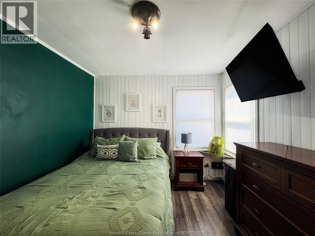 1704 Central, Windsor, ON - Indoor Photo Showing Bedroom