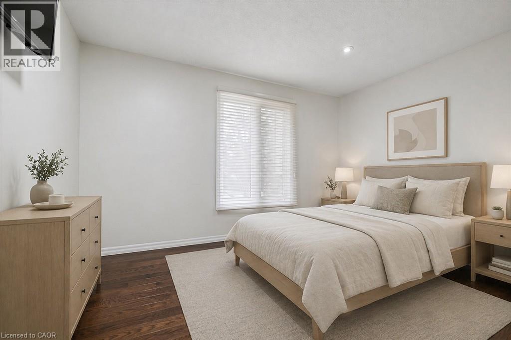 25 Bannisdale Way, Carlisle, ON - Indoor Photo Showing Bedroom