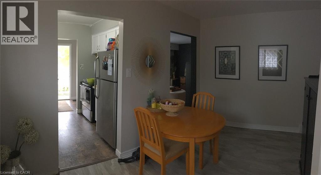 148 Green Valley Drive, Kitchener, ON - Indoor Photo Showing Dining Room