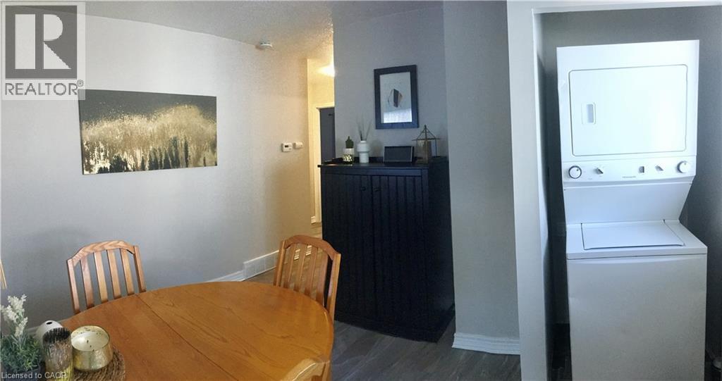 148 Green Valley Drive, Kitchener, ON - Indoor Photo Showing Laundry Room