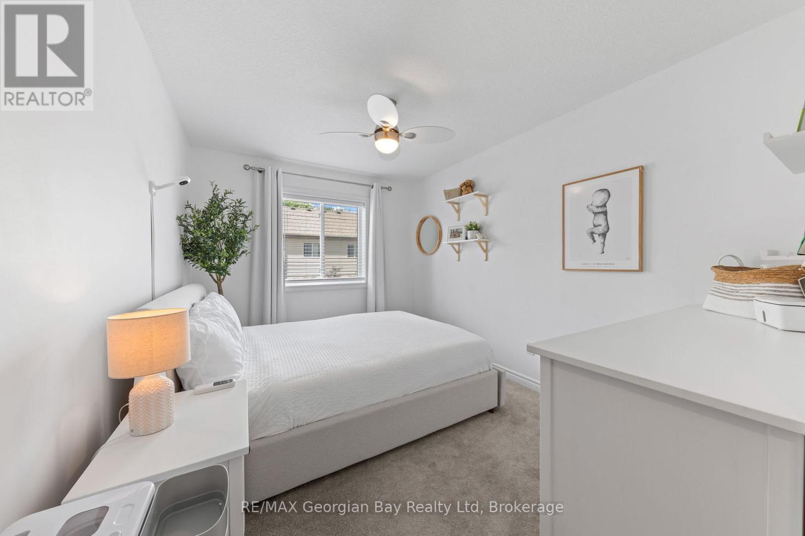 964 Wright Drive, Midland, ON - Indoor Photo Showing Bedroom
