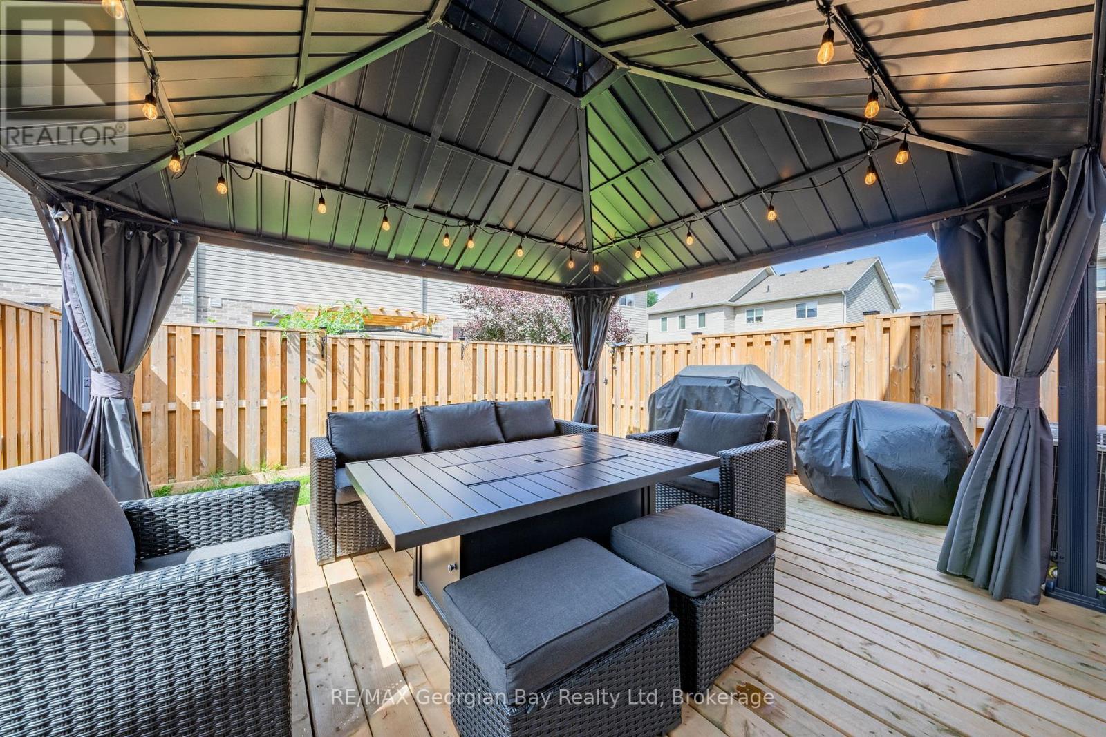 964 Wright Drive, Midland, ON - Outdoor With Deck Patio Veranda With Exterior